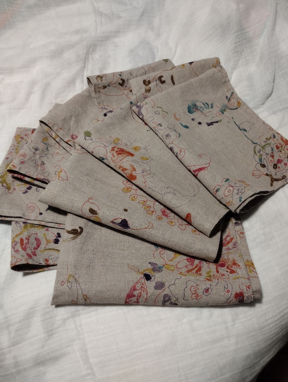Saro Lifestyle 10 Floral Dinner Linen Cloth Napkins